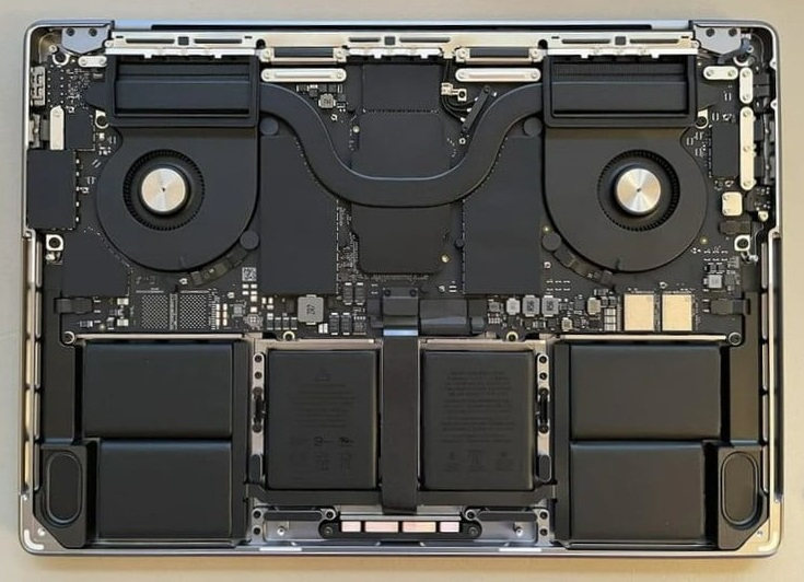 MacBook Teardown Reveals An Improved Approach to Repairability