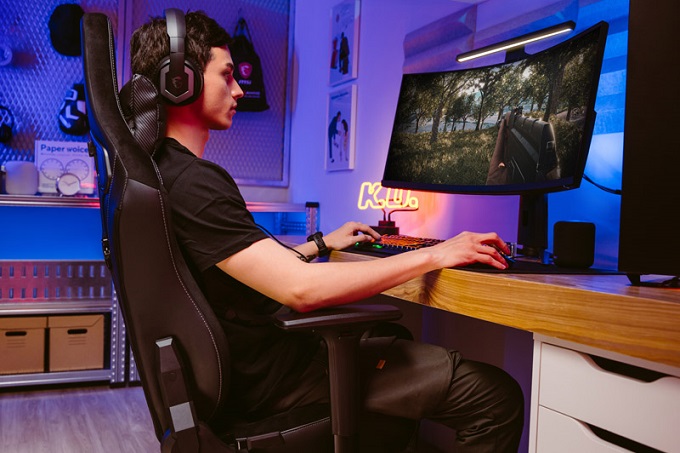 Razer ergonomic gaming chair