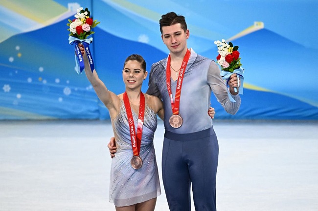 Anastasia Mishina and Alexander Gallyamov Fall