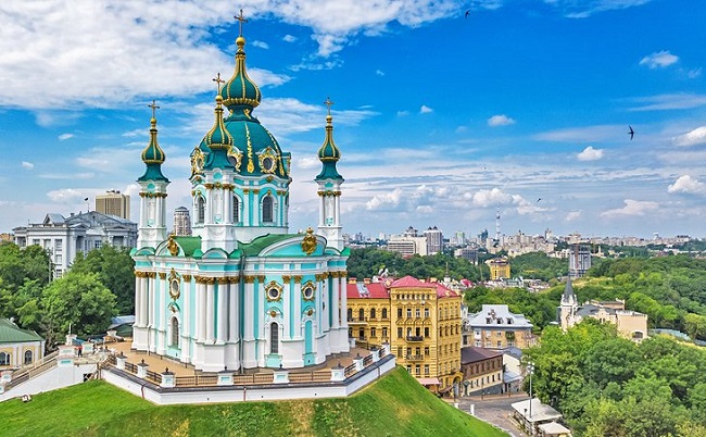 Top 10 Places to Visit in Kyiv